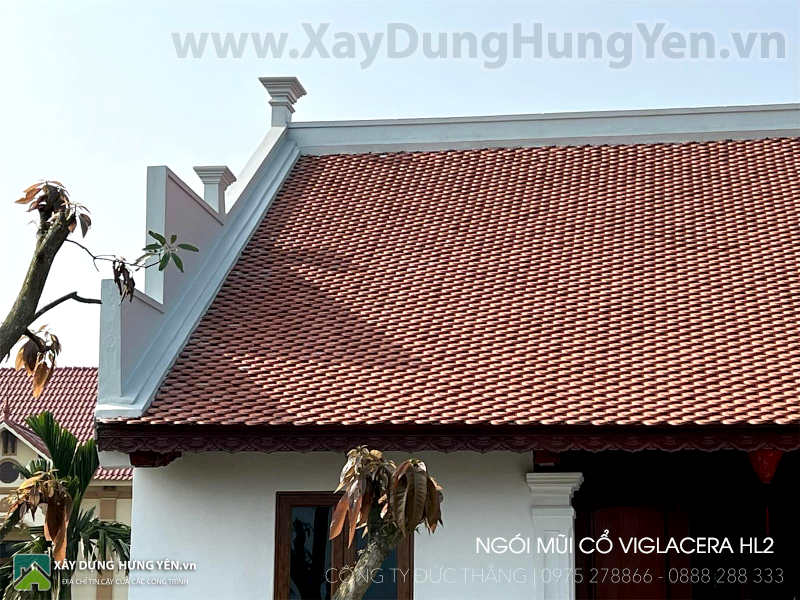 Công trình nhà thờ gia đình 2 tầng tại tp Hưng Yên sử dụng ngói mũi cổ Viglacera HL2