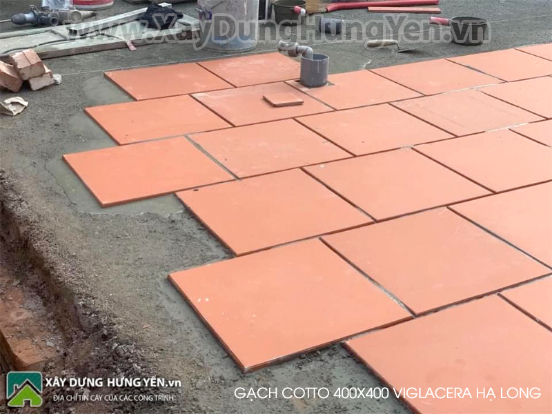 Gạch lát sân Cotto Viglacera Hạ Long 40x40 đỏ thường tại công trình