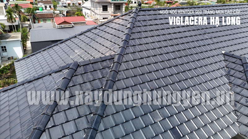 Ngói nóc tráng men tím than Kentoza S03